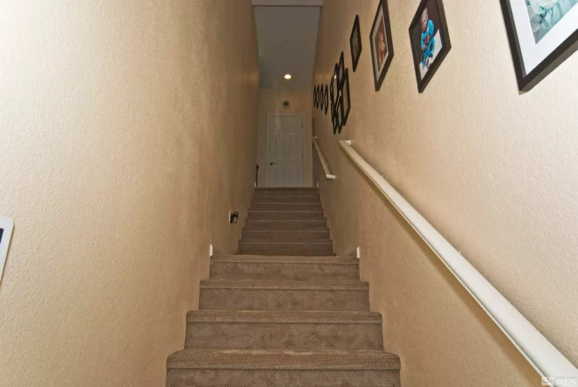 3006 Sterling, Sparks, Nevada 89431, 2 Bedrooms Bedrooms, ,3 BathroomsBathrooms,Residential,Residential,Sterling,250002861