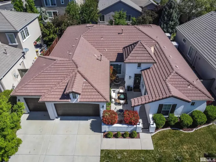 1635 Trailhead, Reno, Nevada 89521, 5 Bedrooms Bedrooms, ,3 BathroomsBathrooms,Residential,Residential,Trailhead,250006186