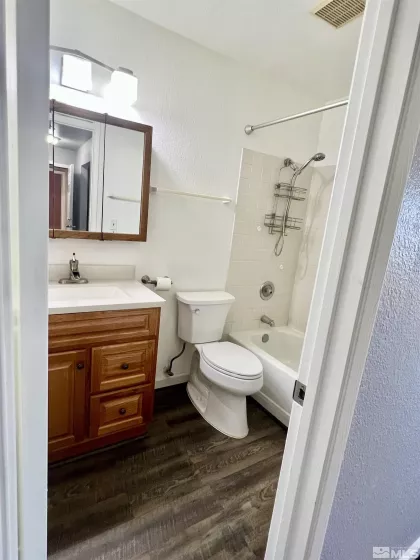 3865 Leonesio, Reno, Nevada 89512, 2 Bedrooms Bedrooms, ,1 BathroomBathrooms,Residential,Residential,Leonesio,250006188