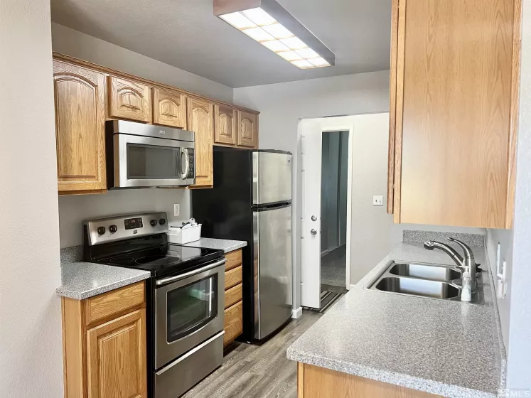 3865 Leonesio, Reno, Nevada 89512, 2 Bedrooms Bedrooms, ,1 BathroomBathrooms,Residential,Residential,Leonesio,250006188
