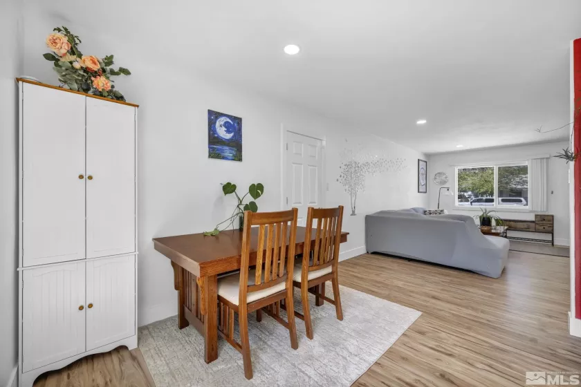 1185 Plymouth, Sparks, Nevada 89436, 3 Bedrooms Bedrooms, ,1 BathroomBathrooms,Residential,Residential,Plymouth,250006187