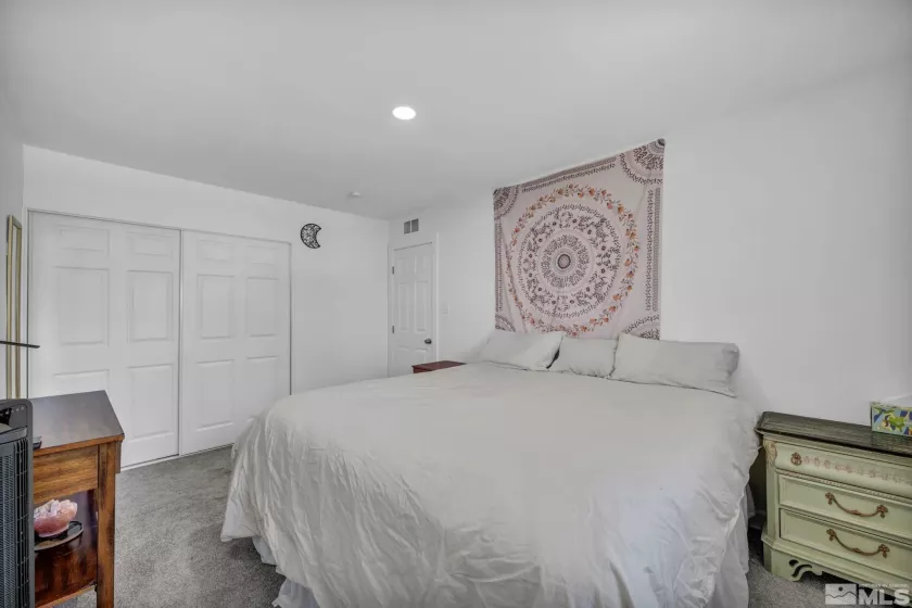 1185 Plymouth, Sparks, Nevada 89436, 3 Bedrooms Bedrooms, ,1 BathroomBathrooms,Residential,Residential,Plymouth,250006187