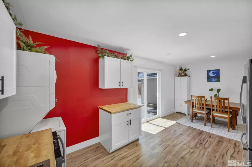 1185 Plymouth, Sparks, Nevada 89436, 3 Bedrooms Bedrooms, ,1 BathroomBathrooms,Residential,Residential,Plymouth,250006187