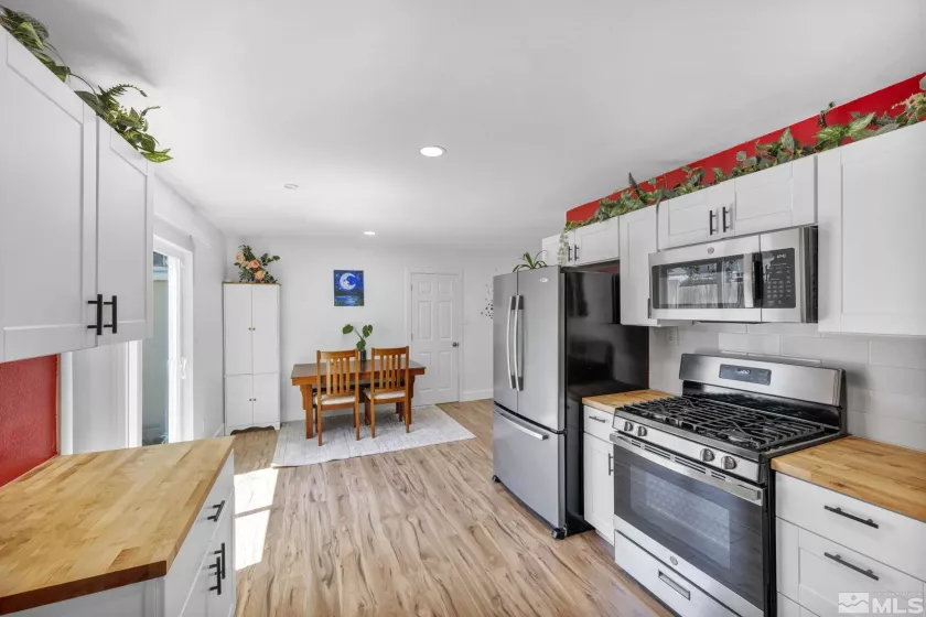 1185 Plymouth, Sparks, Nevada 89436, 3 Bedrooms Bedrooms, ,1 BathroomBathrooms,Residential,Residential,Plymouth,250006187