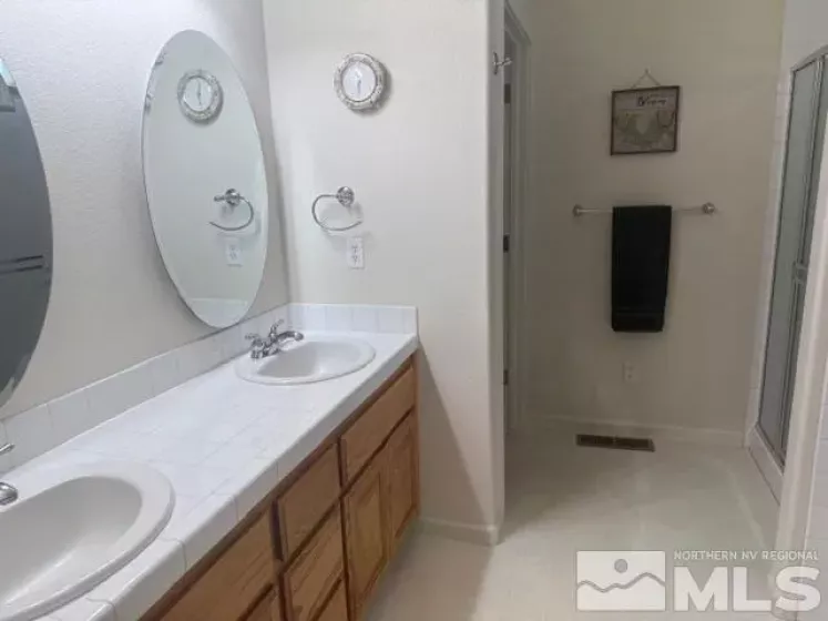 921 Red Rock, Fernley, Nevada 89408, 4 Bedrooms Bedrooms, ,2 BathroomsBathrooms,Residential,Residential,Red Rock,250005931