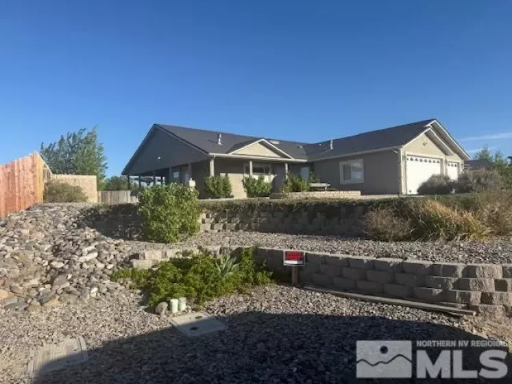 921 Red Rock, Fernley, Nevada 89408, 4 Bedrooms Bedrooms, ,2 BathroomsBathrooms,Residential,Residential,Red Rock,250005931