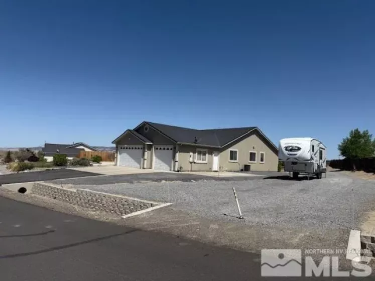 921 Red Rock, Fernley, Nevada 89408, 4 Bedrooms Bedrooms, ,2 BathroomsBathrooms,Residential,Residential,Red Rock,250005931