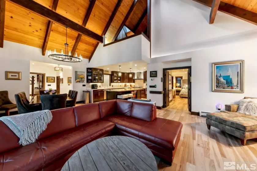 326 Aspen Leaf, Incline Village, Nevada 89451, 3 Bedrooms Bedrooms, ,4 BathroomsBathrooms,Residential,Residential,Aspen Leaf,250001416