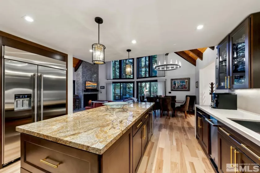 326 Aspen Leaf, Incline Village, Nevada 89451, 3 Bedrooms Bedrooms, ,4 BathroomsBathrooms,Residential,Residential,Aspen Leaf,250001416