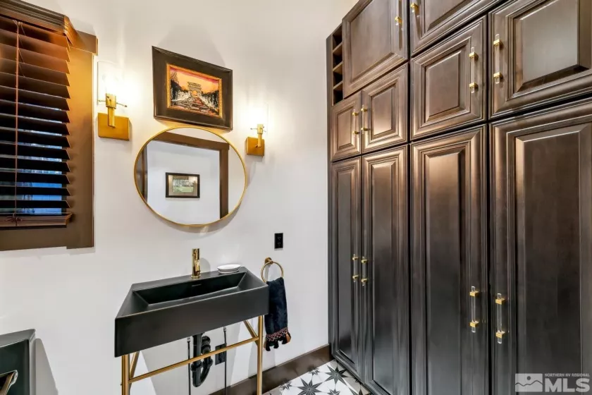 326 Aspen Leaf, Incline Village, Nevada 89451, 3 Bedrooms Bedrooms, ,4 BathroomsBathrooms,Residential,Residential,Aspen Leaf,250001416
