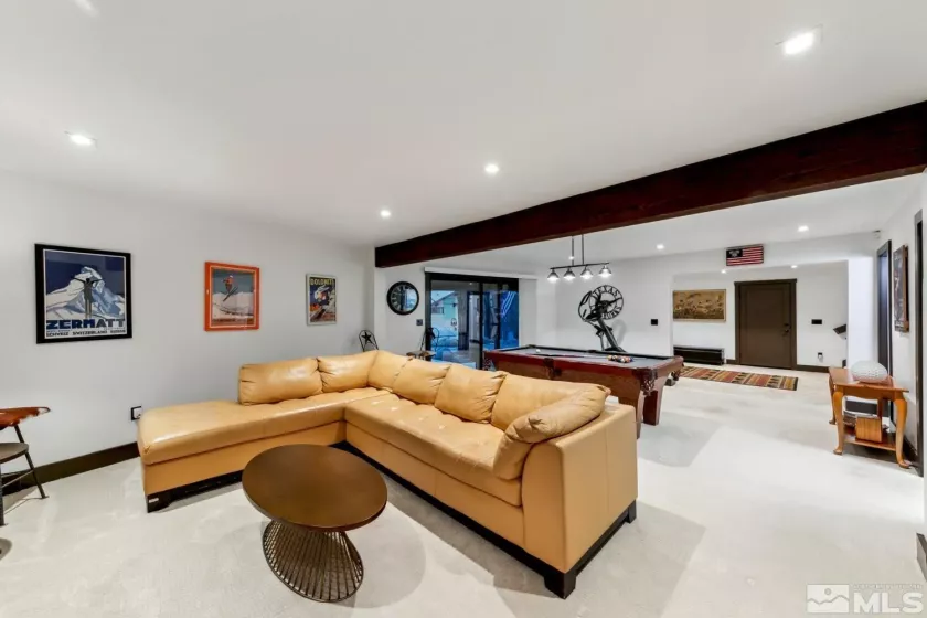 326 Aspen Leaf, Incline Village, Nevada 89451, 3 Bedrooms Bedrooms, ,4 BathroomsBathrooms,Residential,Residential,Aspen Leaf,250001416