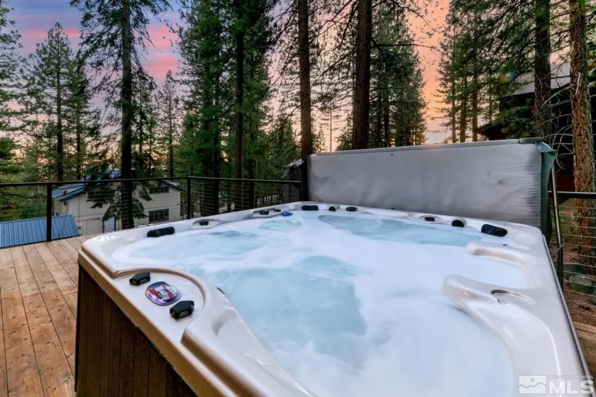 326 Aspen Leaf, Incline Village, Nevada 89451, 3 Bedrooms Bedrooms, ,4 BathroomsBathrooms,Residential,Residential,Aspen Leaf,250001416