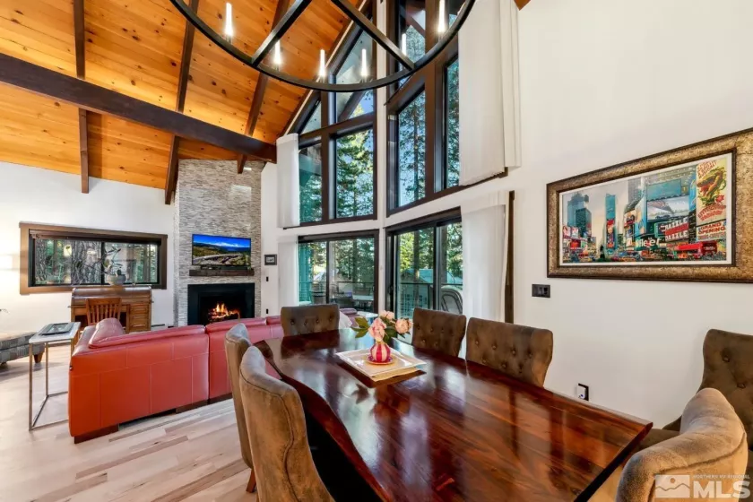 326 Aspen Leaf, Incline Village, Nevada 89451, 3 Bedrooms Bedrooms, ,4 BathroomsBathrooms,Residential,Residential,Aspen Leaf,250001416