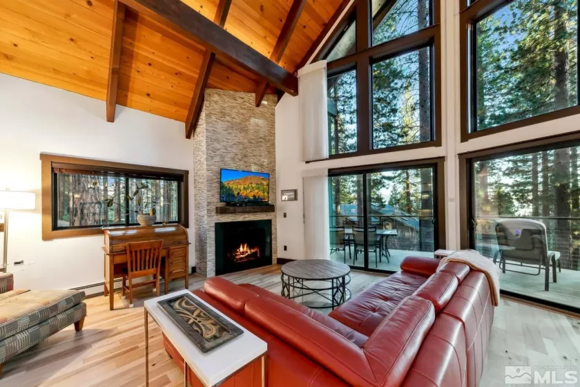 326 Aspen Leaf, Incline Village, Nevada 89451, 3 Bedrooms Bedrooms, ,4 BathroomsBathrooms,Residential,Residential,Aspen Leaf,250001416