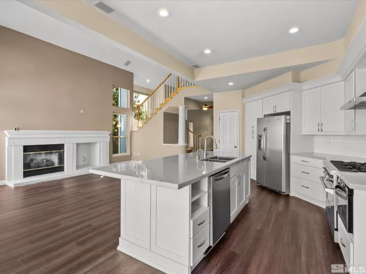 6190 Carriage House, Reno, Nevada 89519, 3 Bedrooms Bedrooms, ,4 BathroomsBathrooms,Residential,Residential,Carriage House,250005989