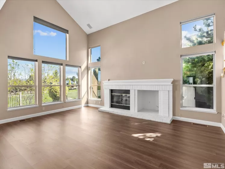 6190 Carriage House, Reno, Nevada 89519, 3 Bedrooms Bedrooms, ,4 BathroomsBathrooms,Residential,Residential,Carriage House,250005989