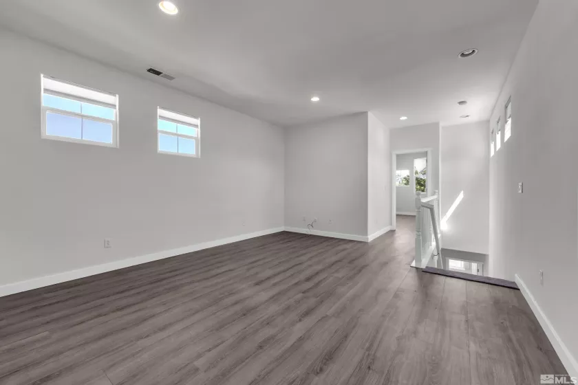 1279 Par Three, Sparks, Nevada 89436, 3 Bedrooms Bedrooms, ,3 BathroomsBathrooms,Residential,Residential,Par Three,240011300