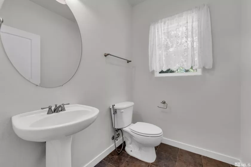 1279 Par Three, Sparks, Nevada 89436, 3 Bedrooms Bedrooms, ,3 BathroomsBathrooms,Residential,Residential,Par Three,240011300