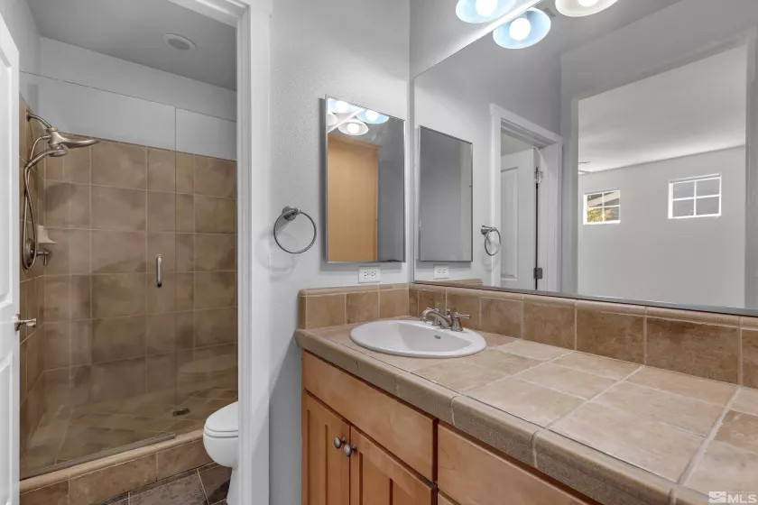 1279 Par Three, Sparks, Nevada 89436, 3 Bedrooms Bedrooms, ,3 BathroomsBathrooms,Residential,Residential,Par Three,240011300