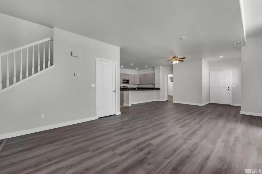 1279 Par Three, Sparks, Nevada 89436, 3 Bedrooms Bedrooms, ,3 BathroomsBathrooms,Residential,Residential,Par Three,240011300