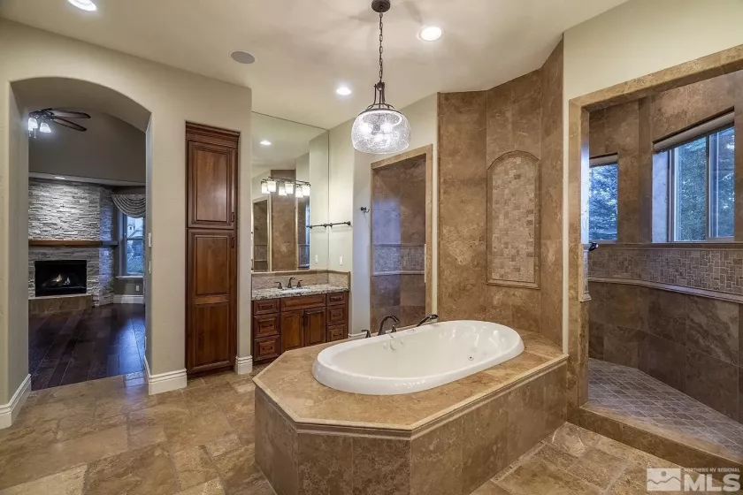 6130 Lake Geneva, Reno, Nevada 89511, 5 Bedrooms Bedrooms, ,6 BathroomsBathrooms,Residential,Residential,Lake Geneva,240011520