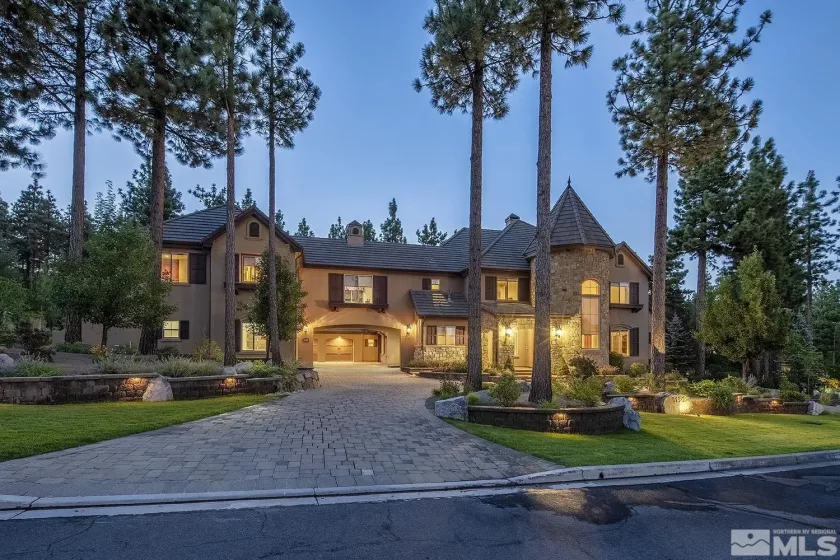 6130 Lake Geneva, Reno, Nevada 89511, 5 Bedrooms Bedrooms, ,6 BathroomsBathrooms,Residential,Residential,Lake Geneva,240011520