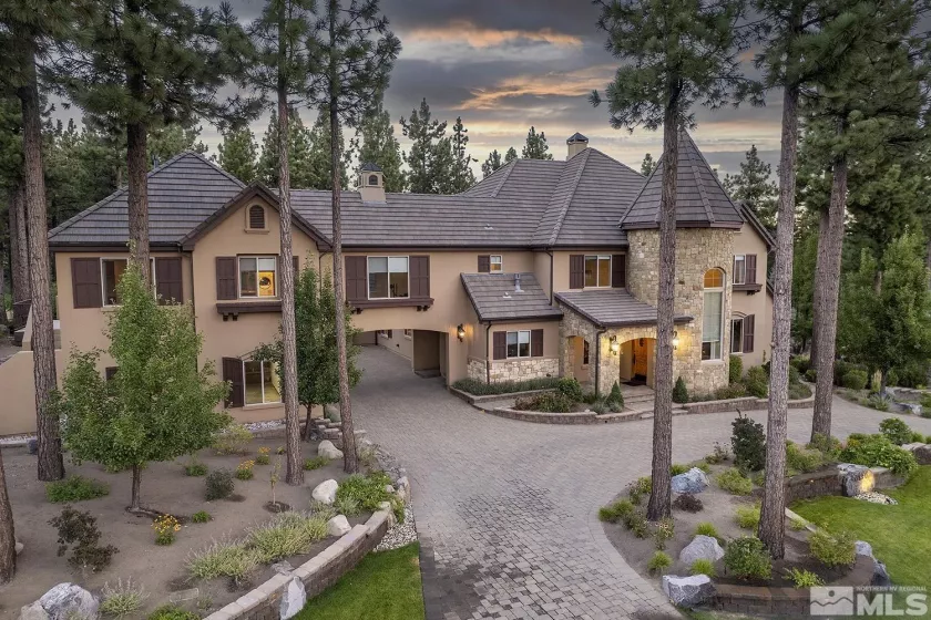 6130 Lake Geneva, Reno, Nevada 89511, 5 Bedrooms Bedrooms, ,6 BathroomsBathrooms,Residential,Residential,Lake Geneva,240011520