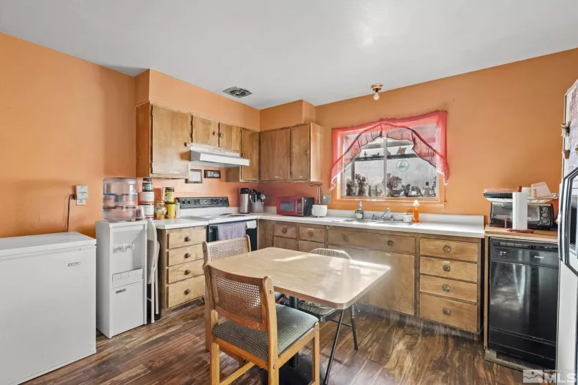 1885 Castle, Reno, Nevada 89512, 4 Bedrooms Bedrooms, ,2 BathroomsBathrooms,Residential,Residential,Castle,240010690
