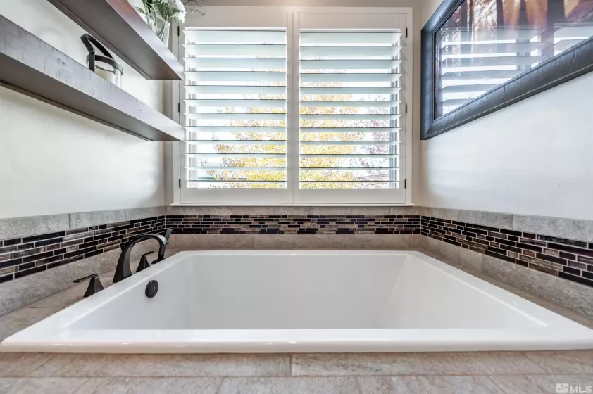 4865 Sierra Pine, Reno, Nevada 89519, 4 Bedrooms Bedrooms, ,3 BathroomsBathrooms,Residential,Residential,Sierra Pine,240014191