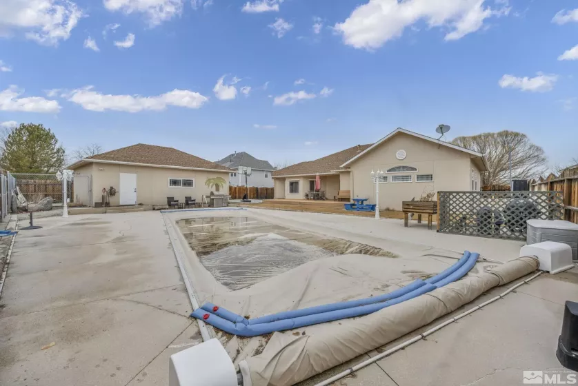 421 Silver Star, Yerington, Nevada 89447, 4 Bedrooms Bedrooms, ,3 BathroomsBathrooms,Residential,Residential,Silver Star,250001894