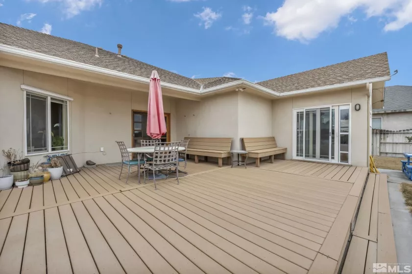 421 Silver Star, Yerington, Nevada 89447, 4 Bedrooms Bedrooms, ,3 BathroomsBathrooms,Residential,Residential,Silver Star,250001894
