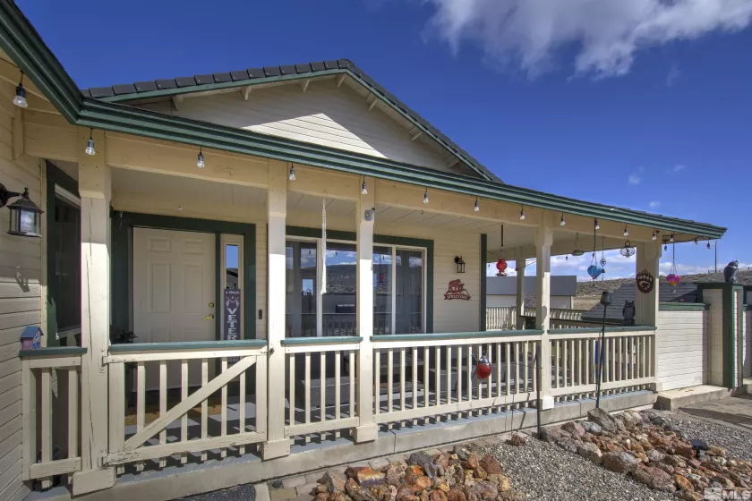 1875 View, Fernley, Nevada 89408, 4 Bedrooms Bedrooms, ,3 BathroomsBathrooms,Residential,Residential,View,250003629
