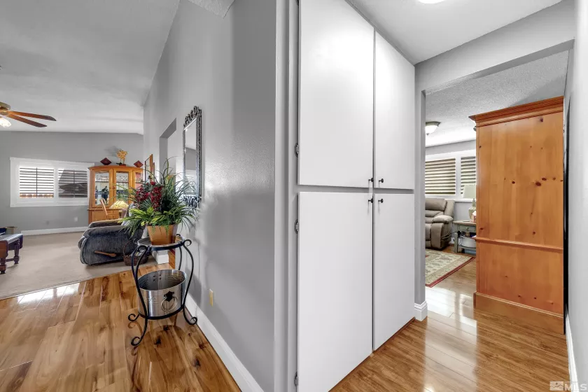 4900 Spring, Reno, Nevada 89502, 3 Bedrooms Bedrooms, ,2 BathroomsBathrooms,Residential,Residential,Spring,250005062