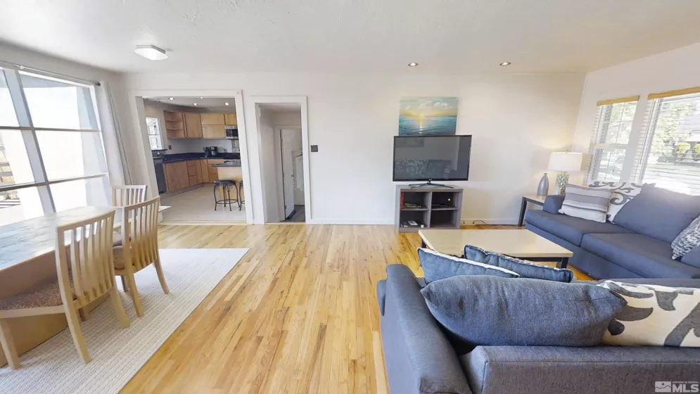 1311 Wesley, Reno, Nevada 89503, 5 Bedrooms Bedrooms, ,2 BathroomsBathrooms,Residential,Residential,Wesley,250006104