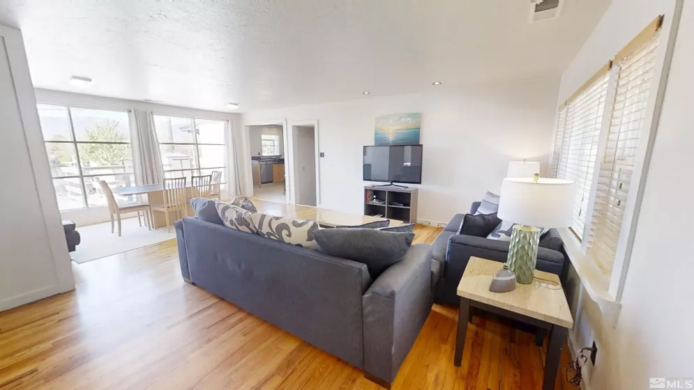 1311 Wesley, Reno, Nevada 89503, 5 Bedrooms Bedrooms, ,2 BathroomsBathrooms,Residential,Residential,Wesley,250006104