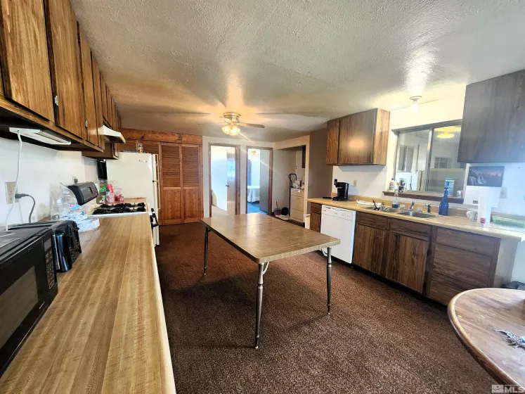 2125 E, Battle Mountain, Nevada 89820, 3 Bedrooms Bedrooms, ,2 BathroomsBathrooms,Residential,Residential,E,240014237