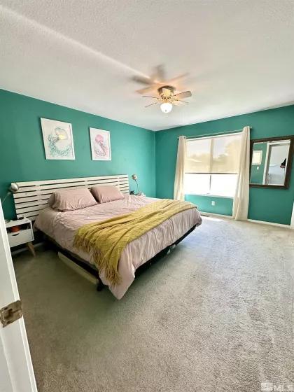 425 Nicole, Sparks, Nevada 89436, 3 Bedrooms Bedrooms, ,2 BathroomsBathrooms,Residential,Residential,Nicole,250006190