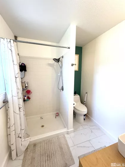 425 Nicole, Sparks, Nevada 89436, 3 Bedrooms Bedrooms, ,2 BathroomsBathrooms,Residential,Residential,Nicole,250006190