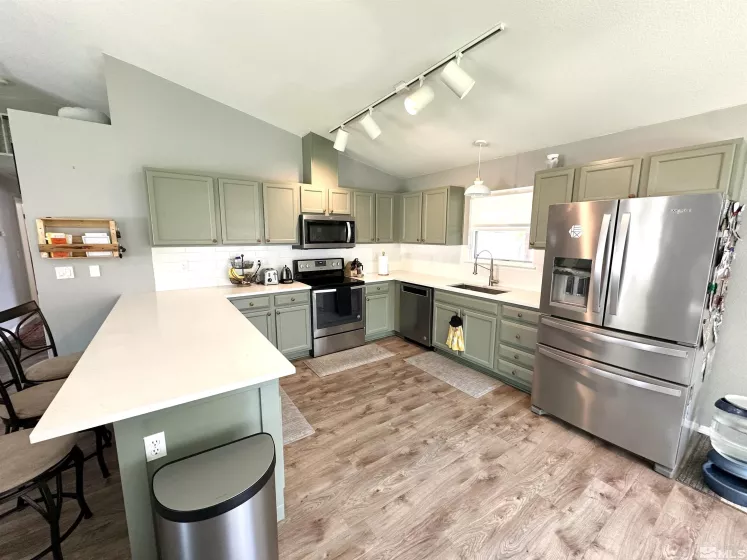 425 Nicole, Sparks, Nevada 89436, 3 Bedrooms Bedrooms, ,2 BathroomsBathrooms,Residential,Residential,Nicole,250006190