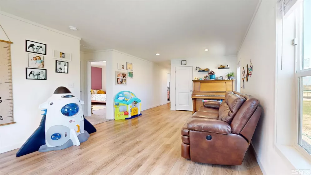 7575 Germain, Winnemucca, Nevada 89445, 4 Bedrooms Bedrooms, ,2 BathroomsBathrooms,Residential,Residential,Germain,250006201