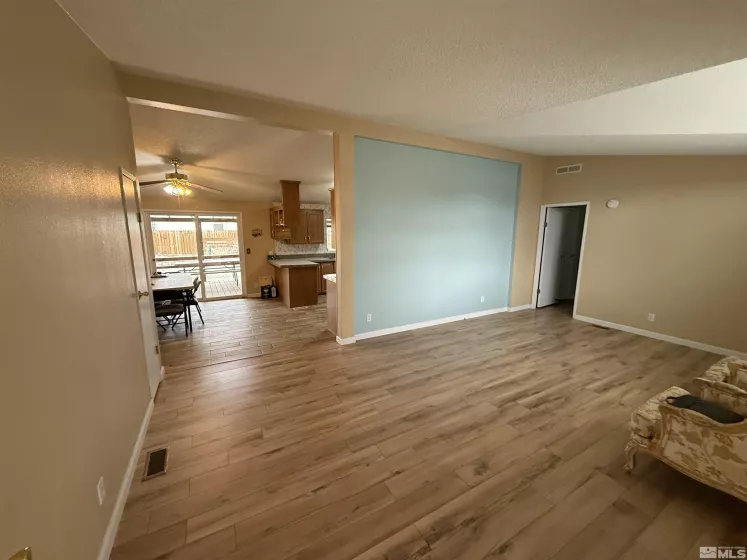 7751 Lytton, Reno, Nevada 89506, 6 Bedrooms Bedrooms, ,3 BathroomsBathrooms,Residential,Residential,Lytton,250005020