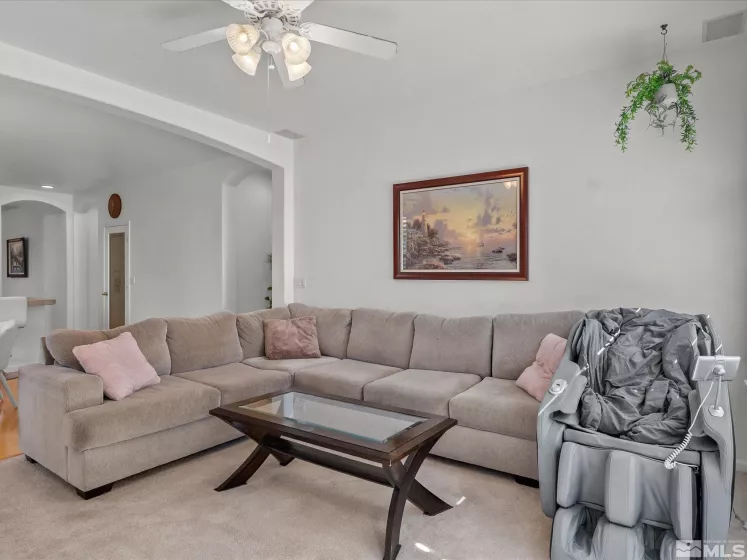9290 Jack Hammer, Reno, Nevada 89521, 3 Bedrooms Bedrooms, ,2 BathroomsBathrooms,Residential,Residential,Jack Hammer,250006202