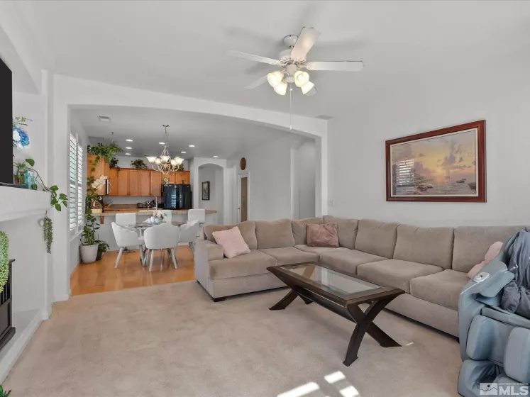 9290 Jack Hammer, Reno, Nevada 89521, 3 Bedrooms Bedrooms, ,2 BathroomsBathrooms,Residential,Residential,Jack Hammer,250006202