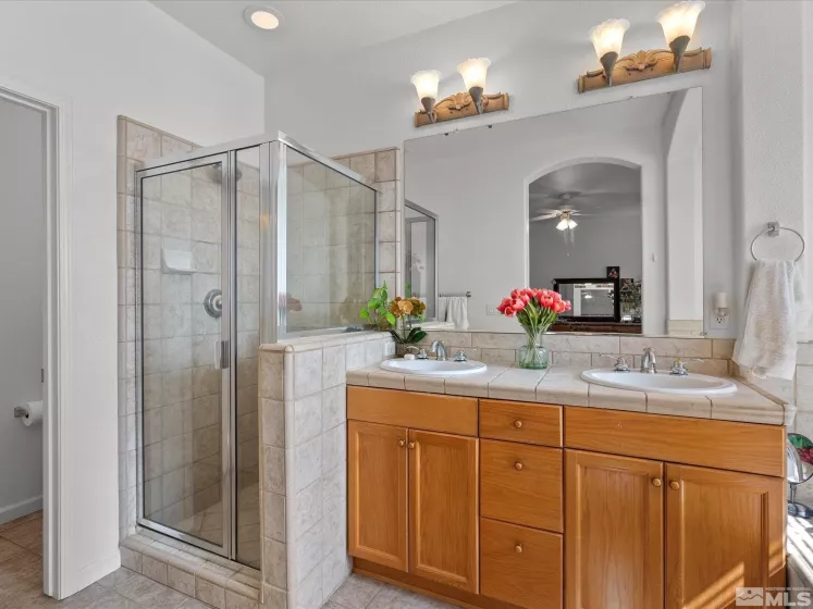 9290 Jack Hammer, Reno, Nevada 89521, 3 Bedrooms Bedrooms, ,2 BathroomsBathrooms,Residential,Residential,Jack Hammer,250006202