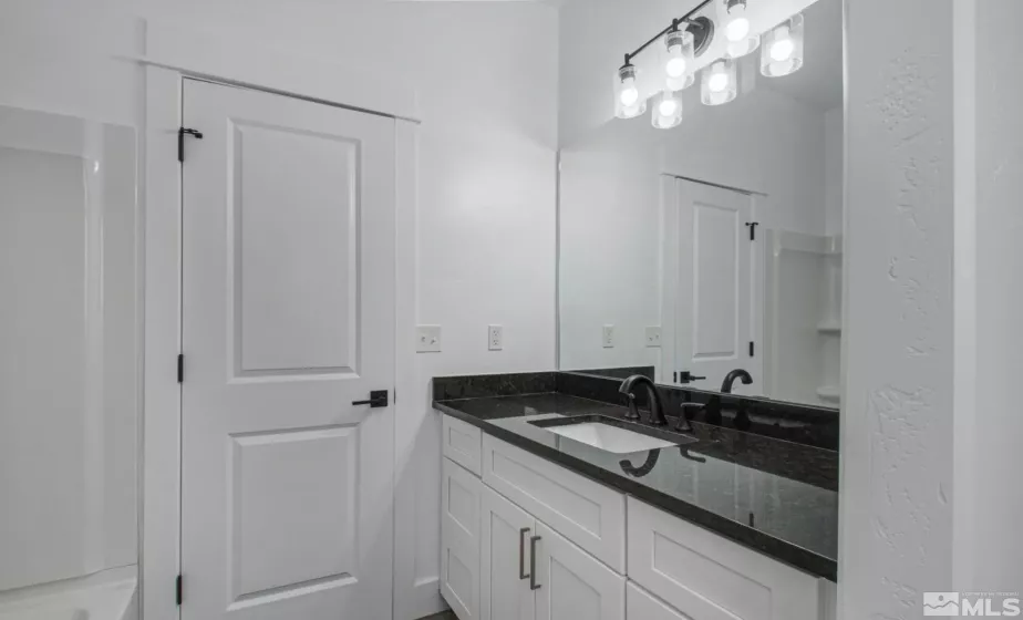 5285 Marla, Winnemucca, Nevada 89445, 3 Bedrooms Bedrooms, ,2 BathroomsBathrooms,Residential,Residential,Marla,240002325