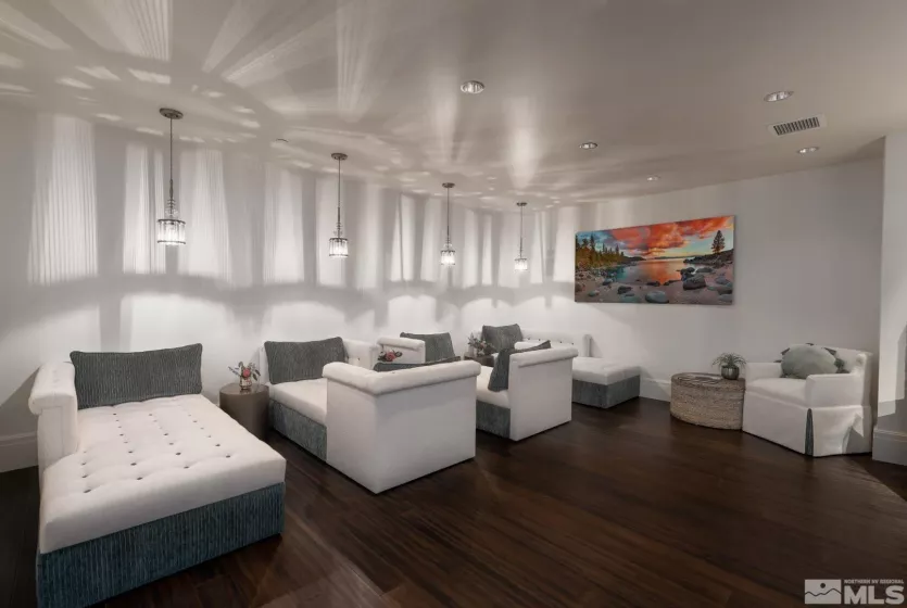 77 Caballada, Reno, Nevada 89511, 2 Bedrooms Bedrooms, ,3 BathroomsBathrooms,Residential,Residential,Caballada,240011017