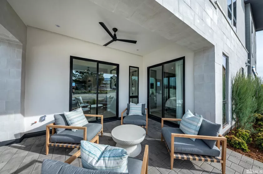 77 Caballada, Reno, Nevada 89511, 2 Bedrooms Bedrooms, ,3 BathroomsBathrooms,Residential,Residential,Caballada,240011017