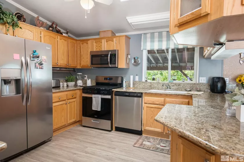 19 Marina, Dayton, Nevada 89403, 4 Bedrooms Bedrooms, ,5 BathroomsBathrooms,Residential,Residential,Marina,240013521
