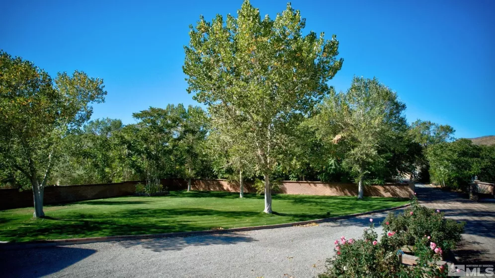 19 Marina, Dayton, Nevada 89403, 4 Bedrooms Bedrooms, ,5 BathroomsBathrooms,Residential,Residential,Marina,240013521