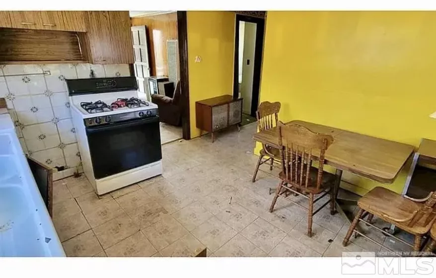 370 Westbrook, Reno, Nevada 89506, 2 Bedrooms Bedrooms, ,1 BathroomBathrooms,Residential,Residential,Westbrook,240013478